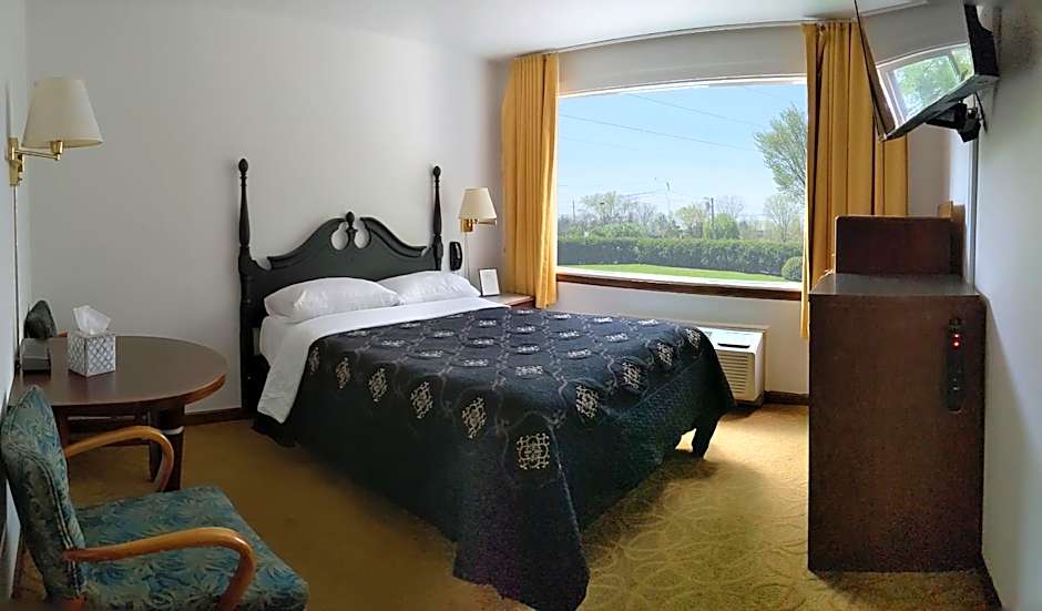 South Side Inn - Burlington