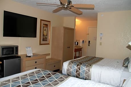 Queen Room with Two Queen Beds - Non-Smoking