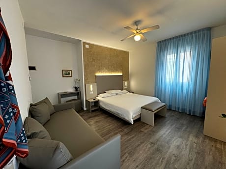 Premium Quadruple Room