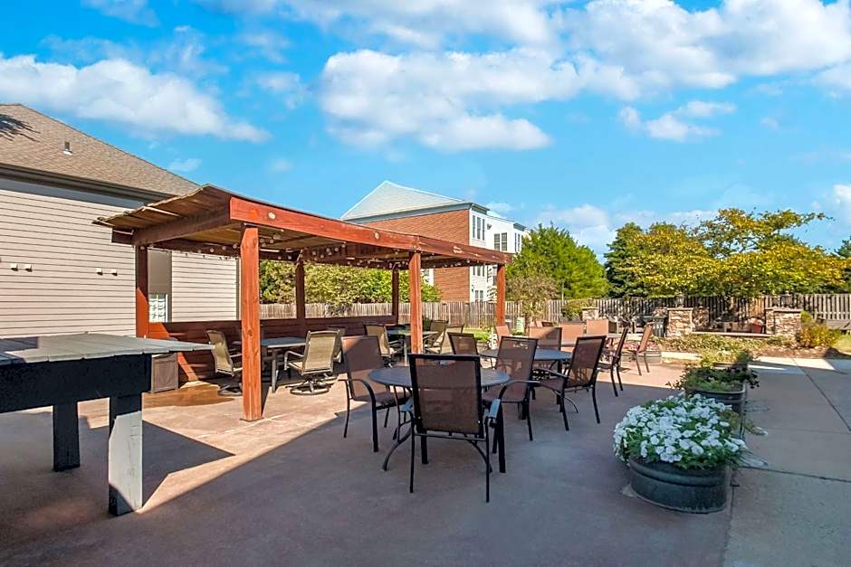 Sonesta ES Suites Dulles Airport