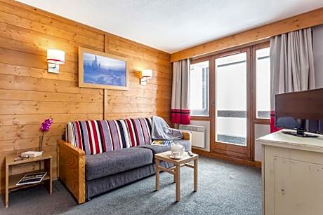 One-Bedroom Apartment (4 People) - South Side