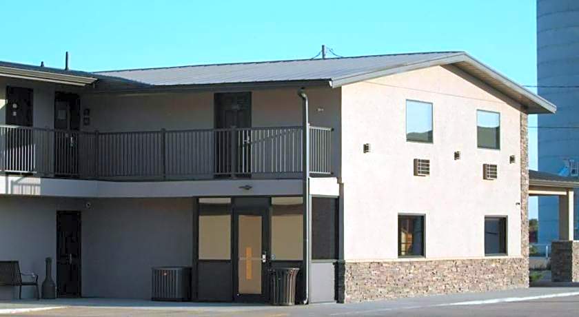 Boarders Inn & Suites by Cobblestone Hotels - Syracuse