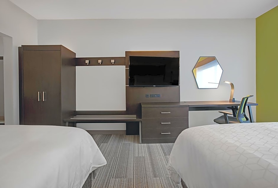 Holiday Inn Express Milwaukee Downtown By IHG