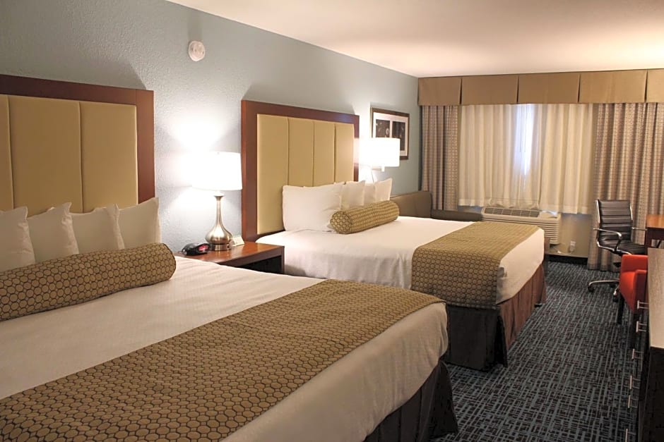 Best Western On the River