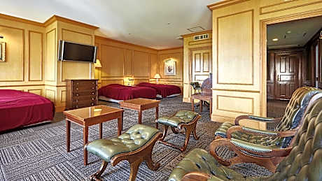 5th Floor European Style Guest Suite - Non-Smoking