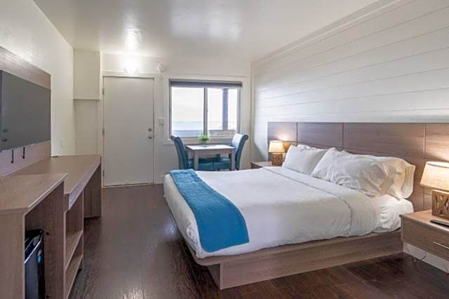 Sea Breeze Motel