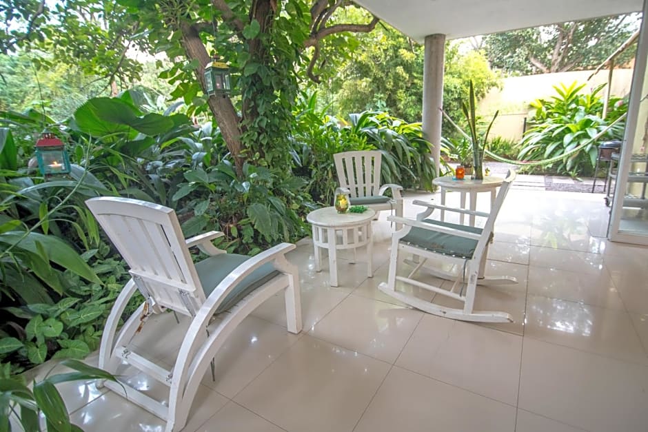 Htl & Villas Comala, alberca , parking, centricas, Petfriendly