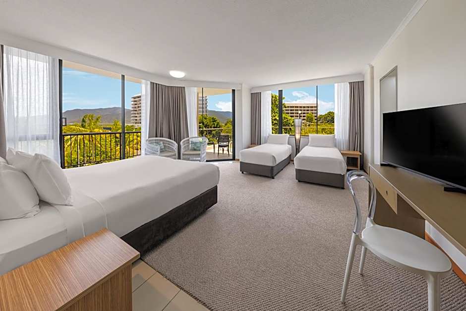 Pacific Hotel Cairns