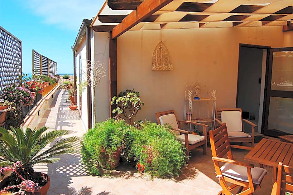 PortAtenea - Atenea Collection