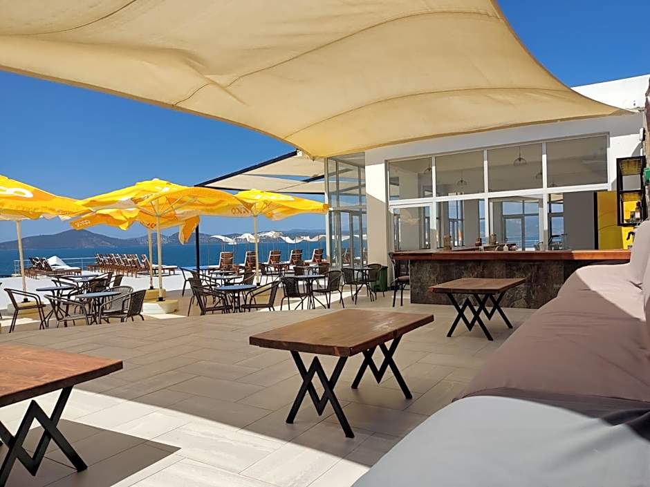 Ni Marin Hotel