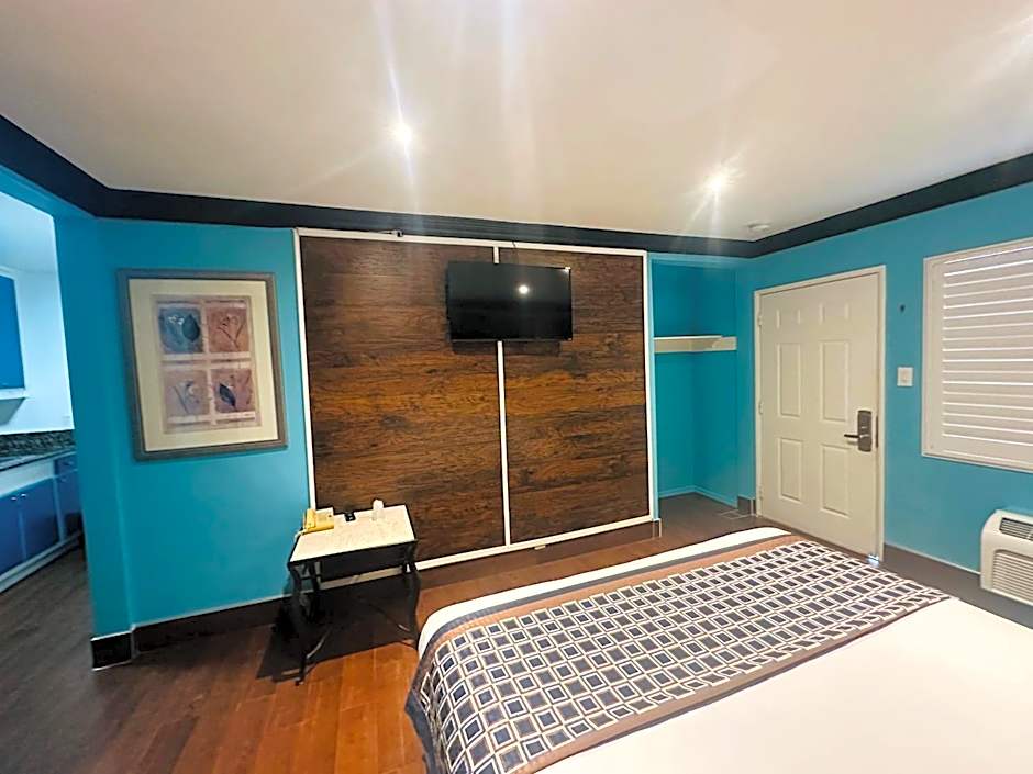 Casa Blanca Inn & Suites Whittier