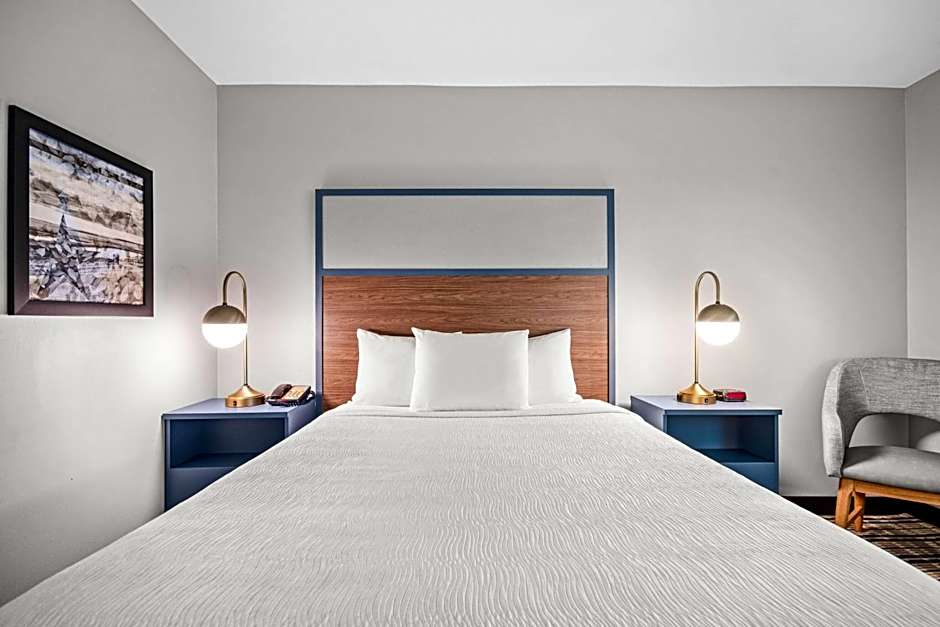 AmericInn by Wyndham Beloit