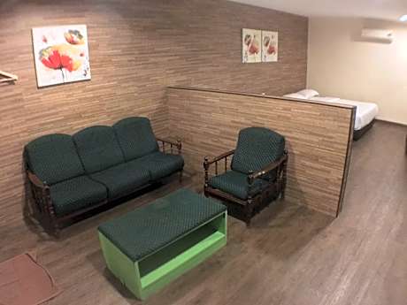 Family 4 Suite Room