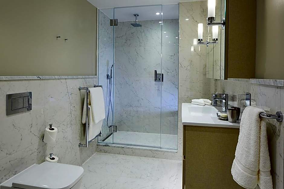 Cheval Gloucester Park at Kensington