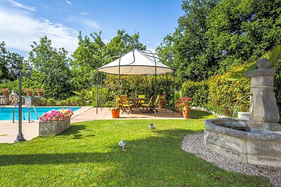 Mas Du Roc Bed&Breakfast – Grasse, CT