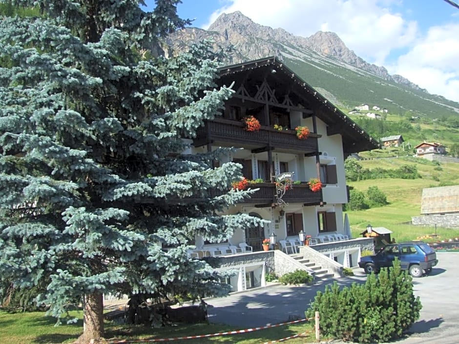 Hotel Gardenia