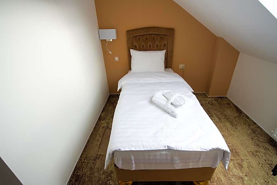 Hotel La Belle Epoque