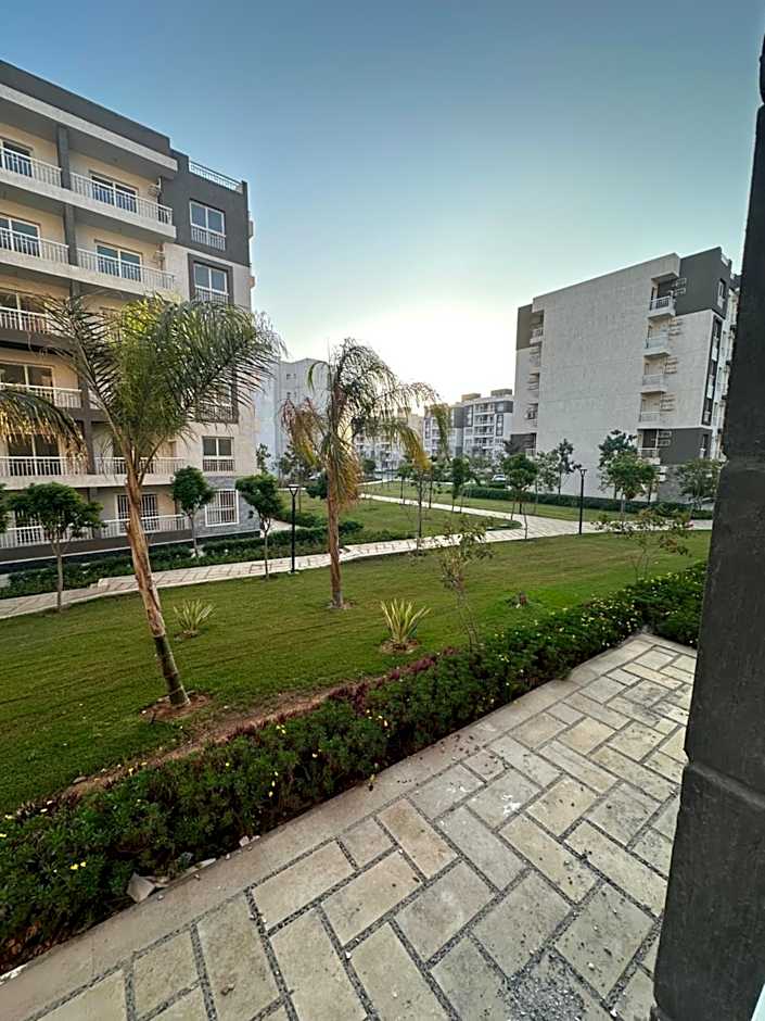 شقه فندقيه مكيفه بالكامل بمدينتي