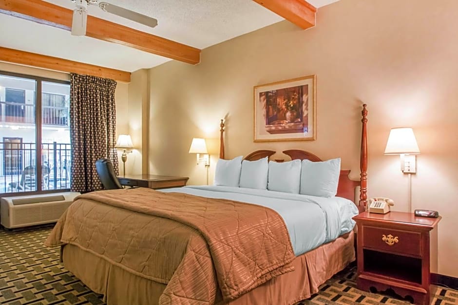 Quality Inn & Suites Ridgeland