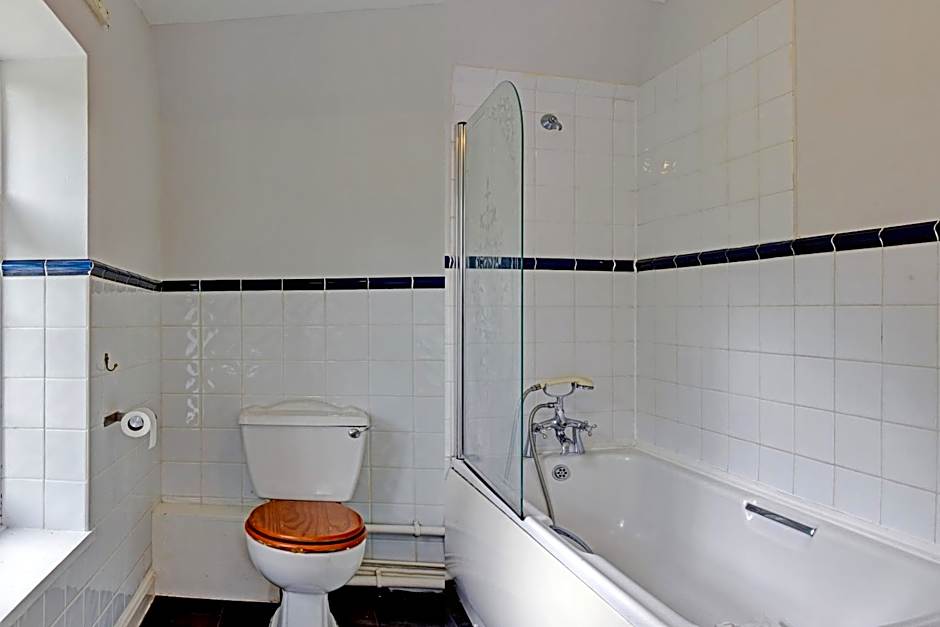 The Gables Hotel, Birmingham Airport