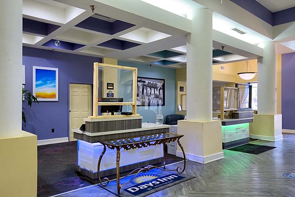 Days Inn by Wyndham Mobile I-65