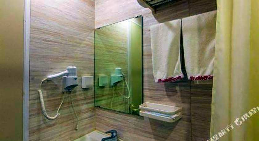 Shell Hefei Luyang District Sipai Building Subway Station Hotel – Hefei, VA