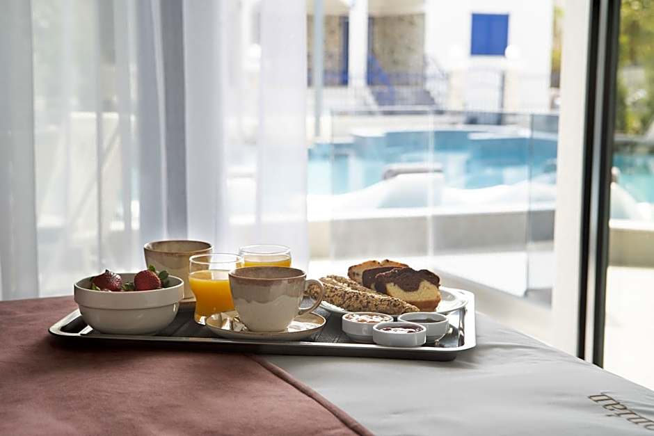 Aeonian Luxury Suites Asprovalta, Adults Only & Kids 12 Plus