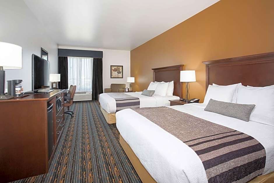 Best Western Plus Lincoln Inn & Suites