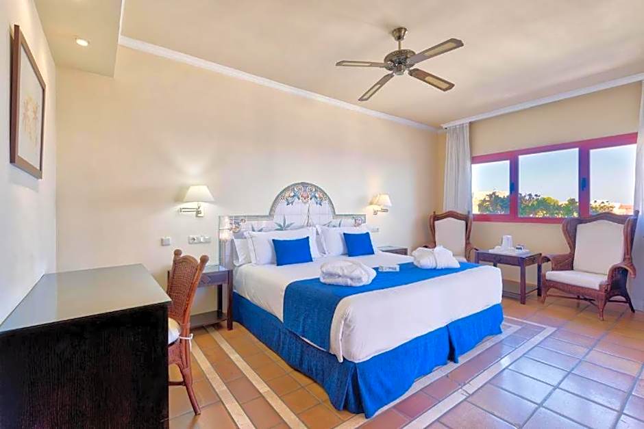 Ibersol Almuñecar Beach & Spa Hotel