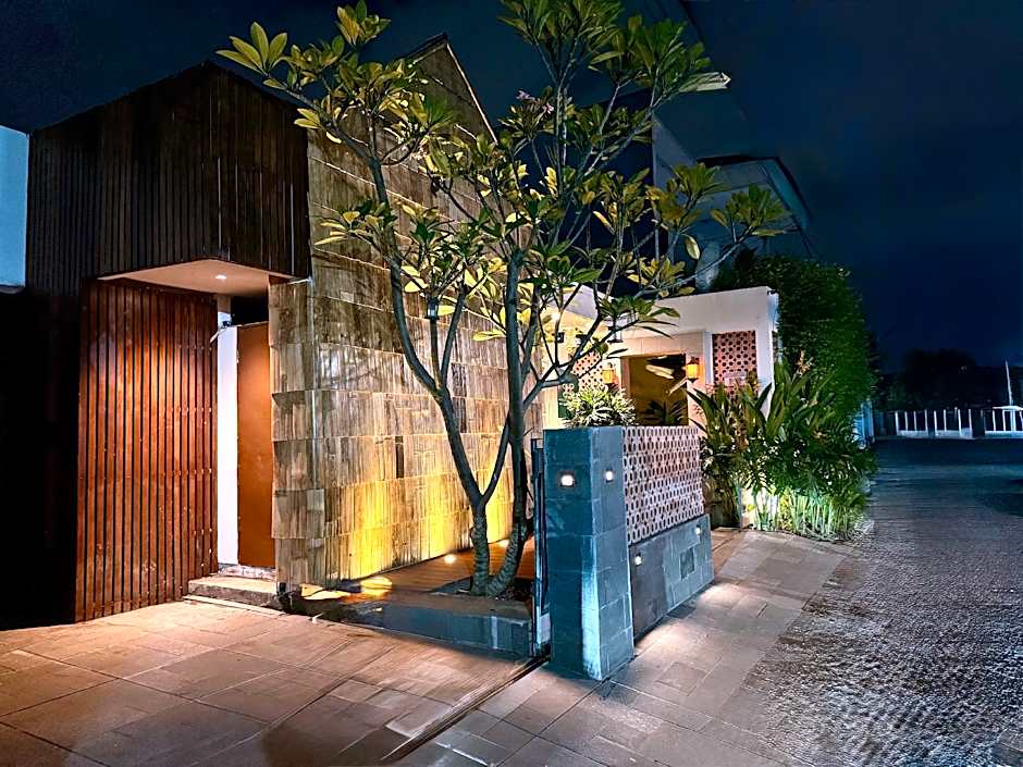 Buton Backpacker Lodge