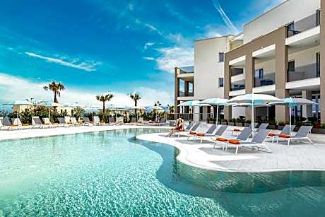 Resort La Battigia Beach & Spa