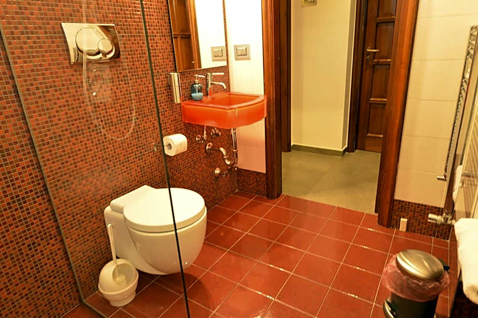 Bed and Breakfast La Villa AMBIENTI SANIFICATI CON GENERATORE DI OZONO