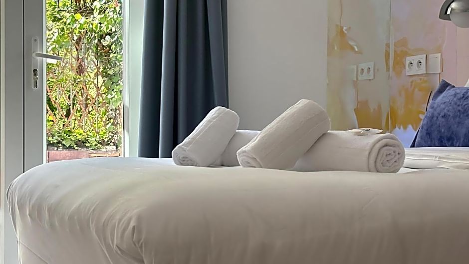 Le Glam's Hotel