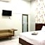 Hotel D88 Mitra RedDoorz near Santera Flower Garden