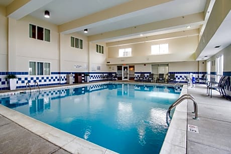 Fairfield Inn & Suites by Marriott Nashville at Opryland