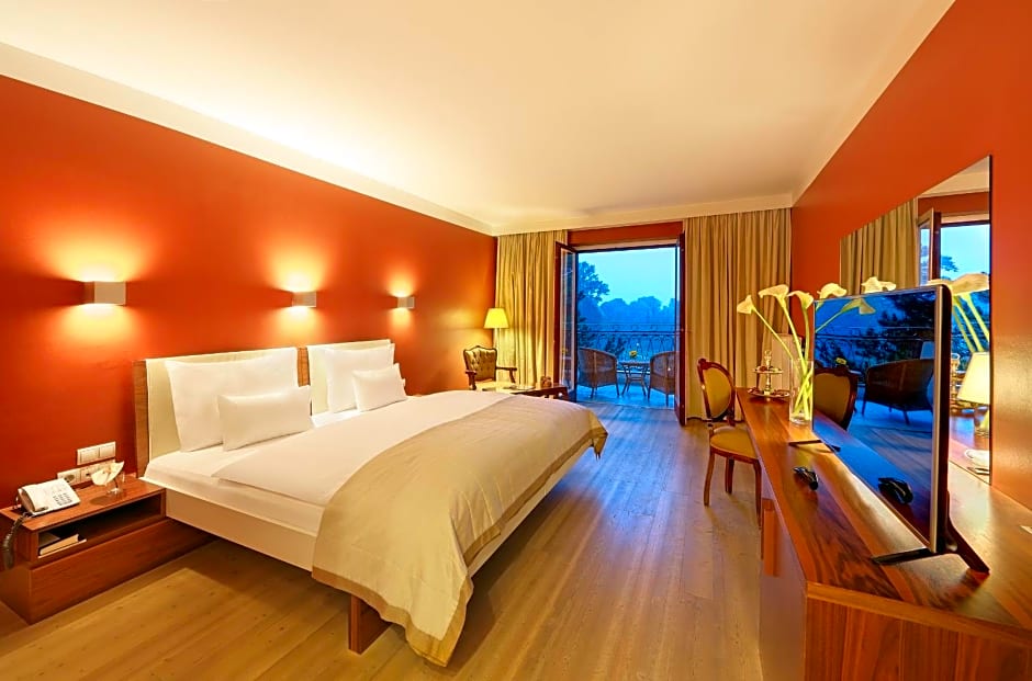 Hotel Schloss Weikersdorf