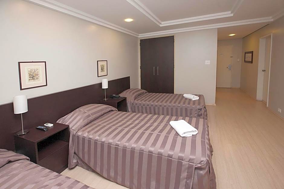 Hotel Plaza Apolo