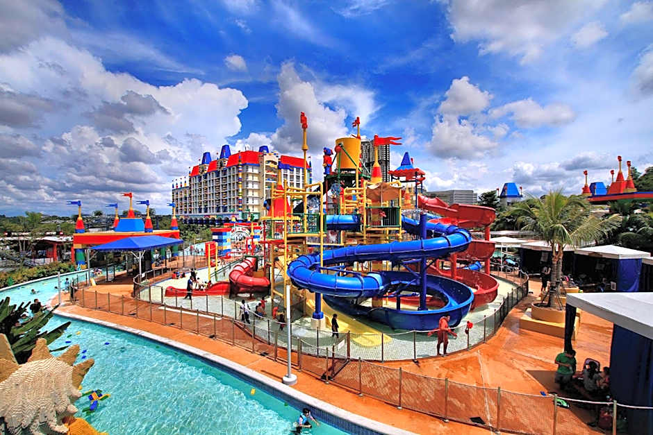 D'Pristine Theme Suite by Nest Home at LEGOLAND