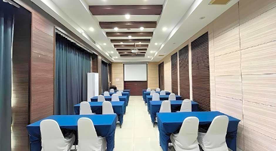Laemchabang City Hotel