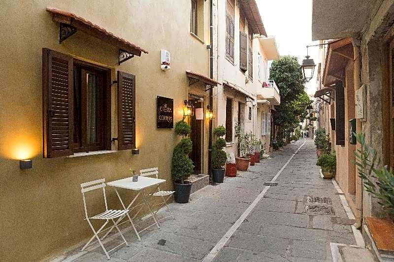 Cressa Suites (Adults Only)