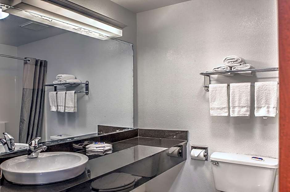 Motel 6-Dallas, TX - Northwest