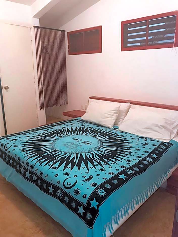 Casa de Las Olas Surf & Beach Club – Acapulco, GA