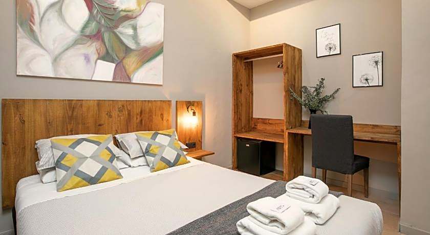 Jardinets Guest House