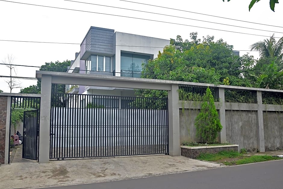 Footprints Xperience