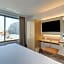 Microtel Inn by Wyndham Long Island City
