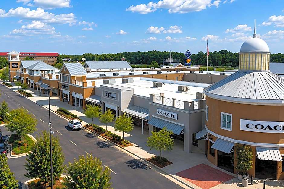 Candlewood Suites Pearl By IHG