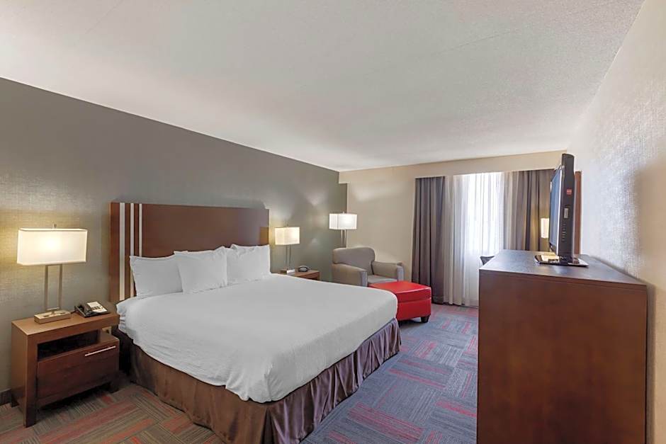 Best Western Plus Toronto Airport Hotel