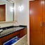 DoubleTree by Hilton Washington Dulles Airport