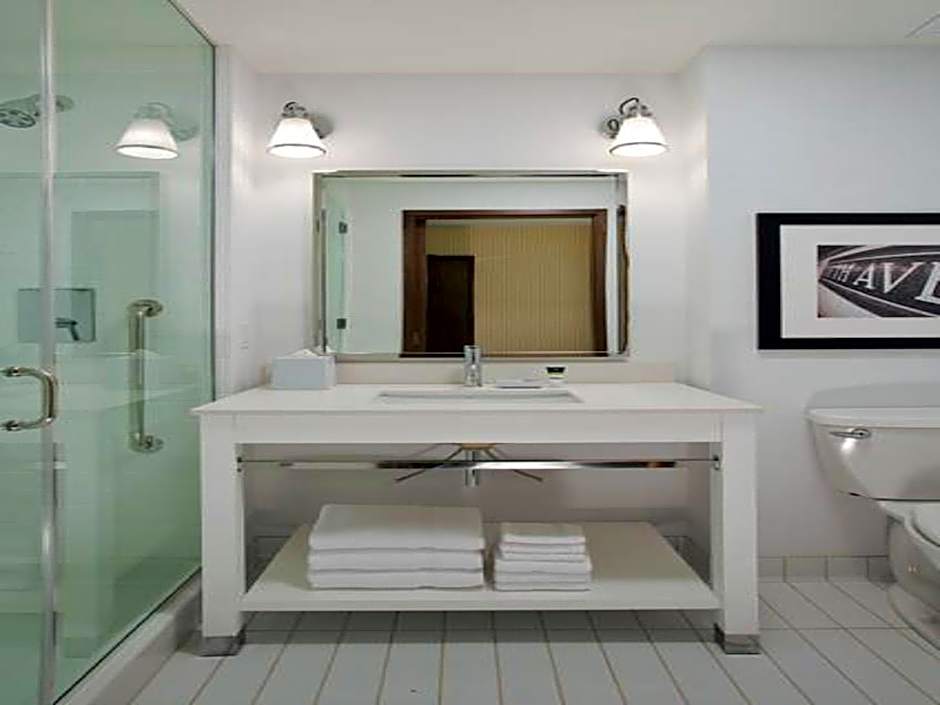 The Crossroads Hotel - Newburgh