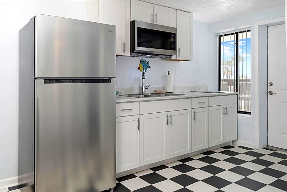 Sabal Palms Inn